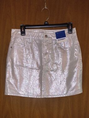 Old Navy Shimmery Silver Mini Skirt Size Small